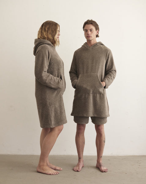 The Knee hoodie "Longing for safety and comfort? Look no further"